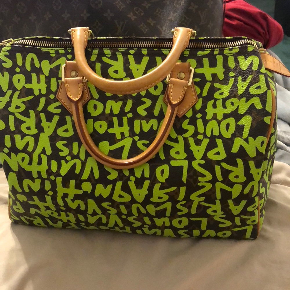 Louis Vuitton speedy30  graffiti🛑sold